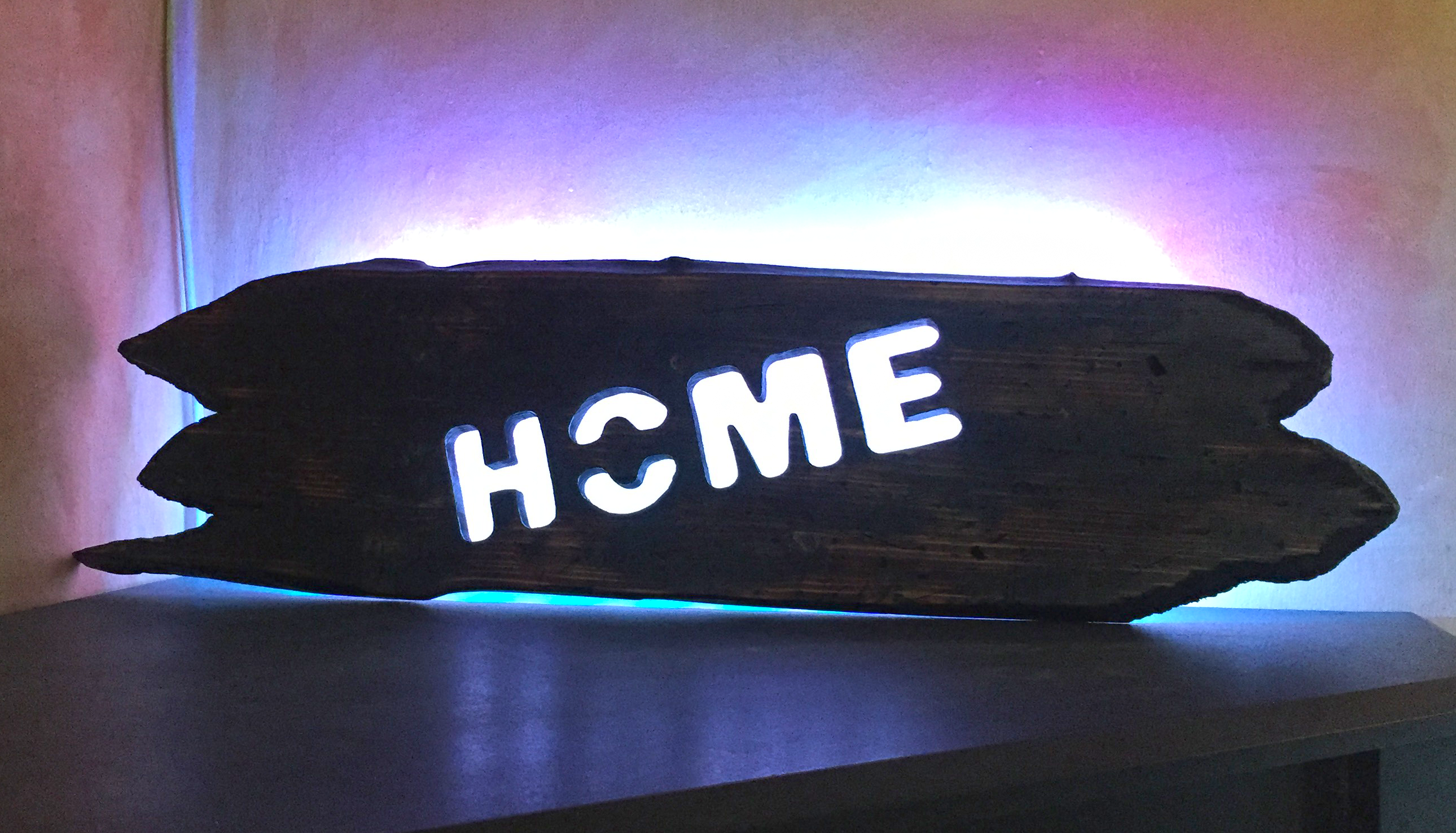 Antikolt Home Felirat RGB LED Színváltós Hangulatvilágítás